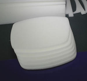 Foam Cutter(Vertical CNC Contour Cutting Machine, Model GV6)Foam Cutter(Vertical CNC Contour Cutting Machine, Model GV6)